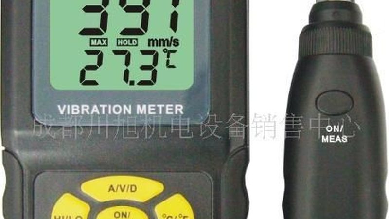 磁翻板液位计计量程长度确定的关键因素**